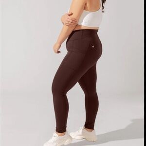 POPFLEX Crisscross Hourglass® Legging with Pockets (Soft Touch) - French Roast